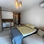 Lilly 29 * Sarajevo